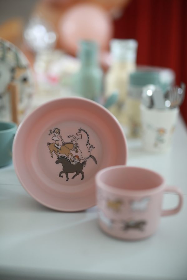 Pippi Cirkus, Skål, rosa